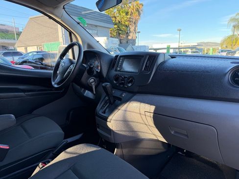 Used 2021 Nissan NV200 SV w/ Back Door Glass Package FWD image 25
