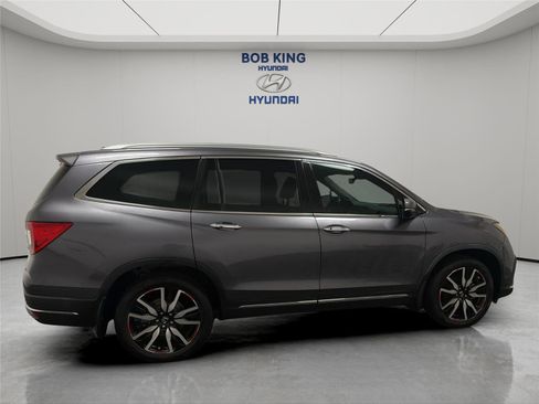 Used 2022 Honda Pilot Touring image 6