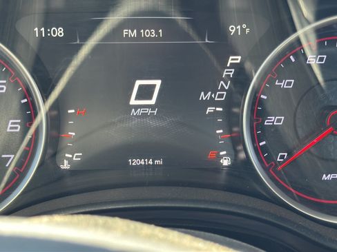 Used 2018 Dodge Charger SXT RWD image 30