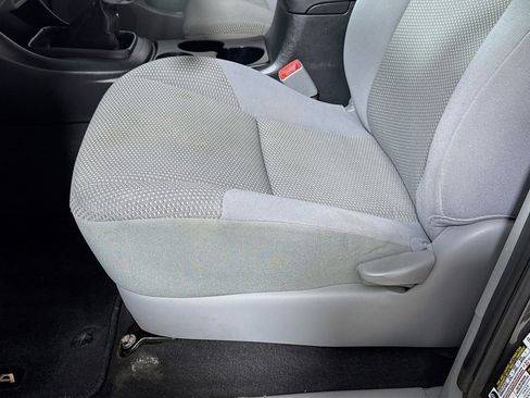 Used 2015 Toyota Tacoma 2WD Access Cab w/ Convenience Package image 18