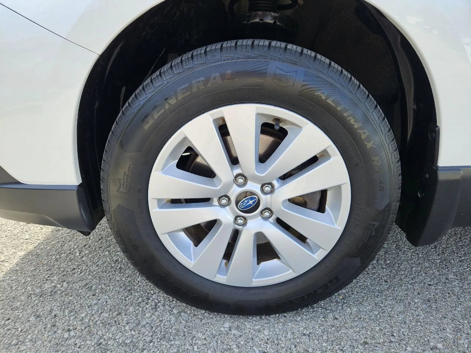 Used 2015 Subaru Outback 2.5i Premium w/ Popular Package #1 AWD/4WD image 9