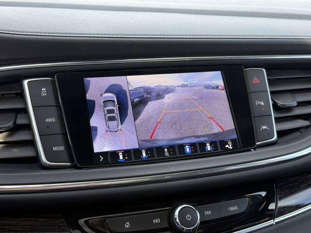 Used 2021 Buick Enclave Avenir w/ Avenir Technology Package AWD/4WD image 31