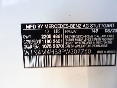 Used 2023 Mercedes-Benz GLB 250 4MATIC image 19