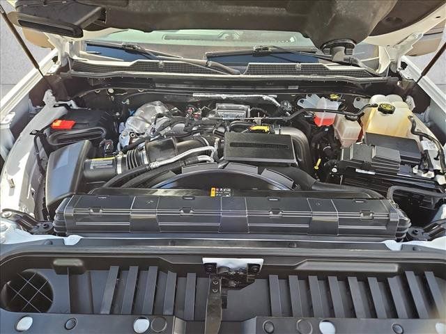 Used 2023 Chevrolet Silverado 2500 LTZ AWD/4WD image 23