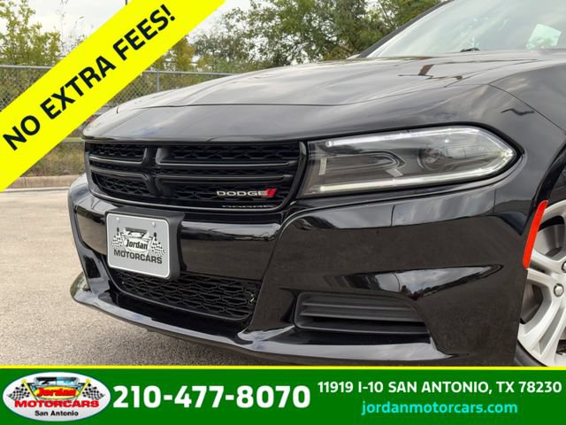 Used 2023 Dodge Charger SXT RWD image 3