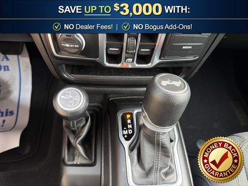 Used 2024 Jeep Wrangler Unlimited Sahara image 26