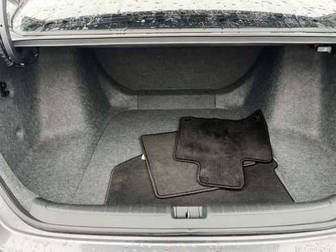 Used 2019 Honda Accord LX image 19