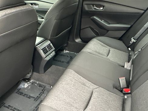 Certified 2025 Honda Accord SE image 12
