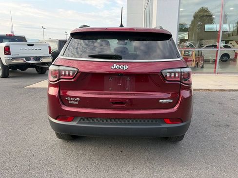 Used 2022 Jeep Compass Latitude AWD/4WD image 6