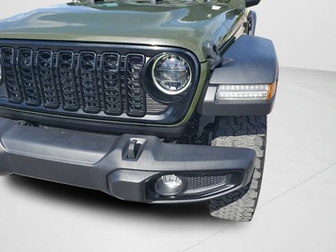 Used 2024 Jeep Wrangler Unlimited Sport AWD/4WD image 25
