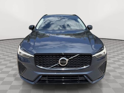 Used 2023 Volvo XC60 B6 Ultimate w/ Climate Package AWD/4WD image 2