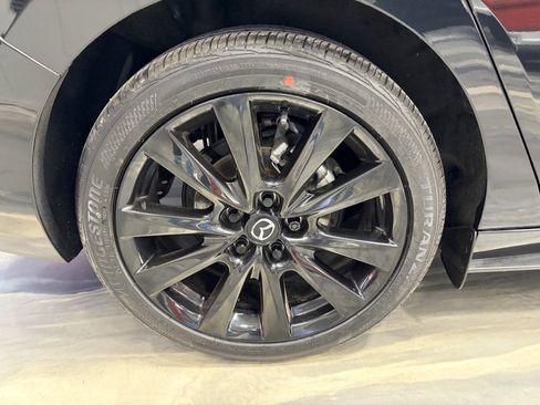 Used 2022 MAZDA MAZDA3 s image 24