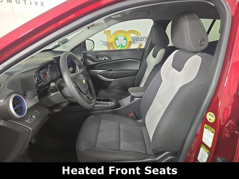 Certified 2024 Chevrolet Trax LS w/ LS Convenience Package FWD image 11