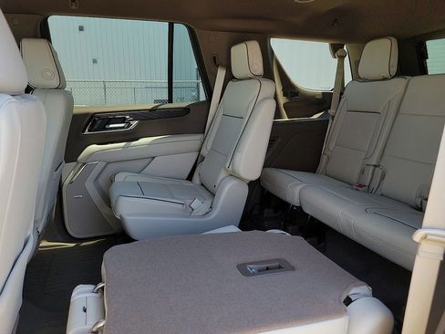 New 2026 GMC Yukon Denali AWD/4WD image 16