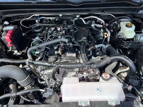 New 2026 Toyota Tacoma SR AWD/4WD image 27