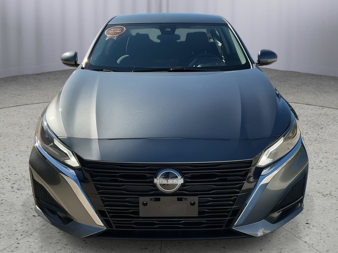 Used 2023 Nissan Altima 2.5 SV FWD image 8