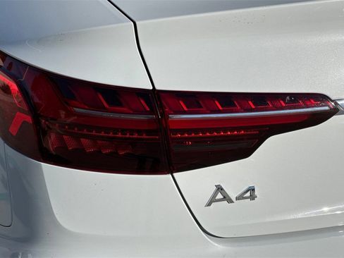 Used 2021 Audi A4 2.0T Premium w/ Convenience Package image 33