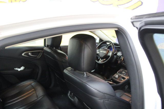 Used 2016 Chrysler 200 C w/ Quick Order Package 26P FWD image 10