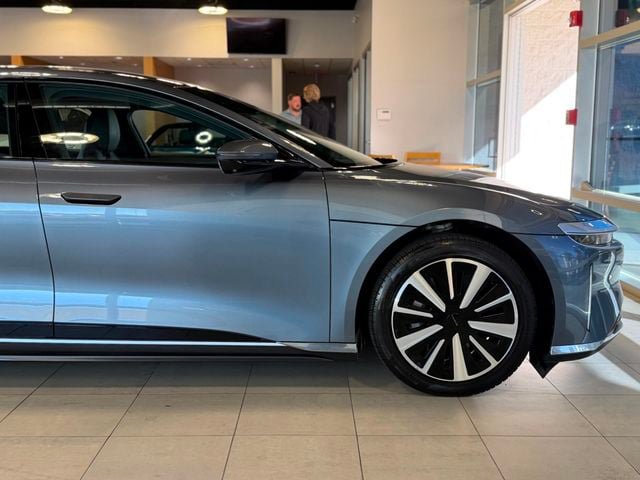 Used 2025 Lucid Air Touring AWD/4WD image 16