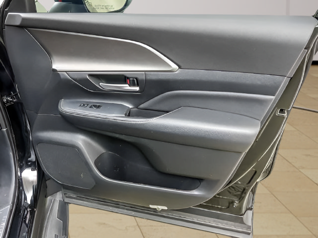 Certified 2025 Toyota Grand Highlander AWD Hybrid image 26