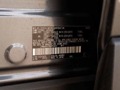 Used 2022 Toyota RAV4 XLE Premium image 44