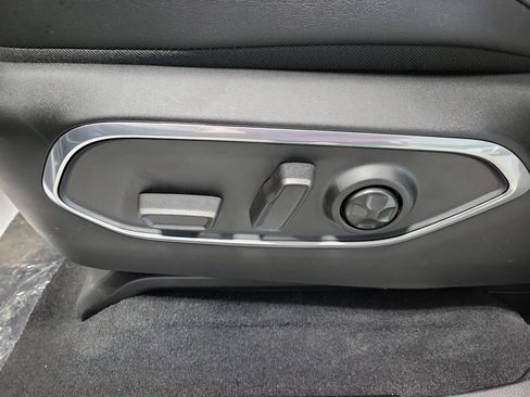 New 2026 Jeep Grand Wagoneer Limited AWD/4WD image 16