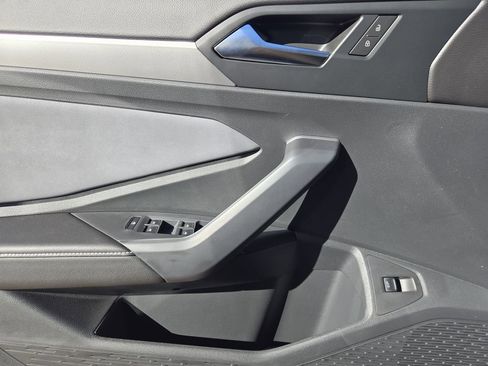 New 2026 Volkswagen Jetta SE FWD image 17