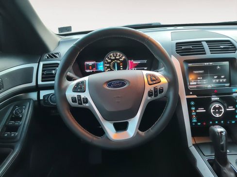 Used 2014 Ford Explorer Sport w/ Equipment Group 401A AWD/4WD image 12