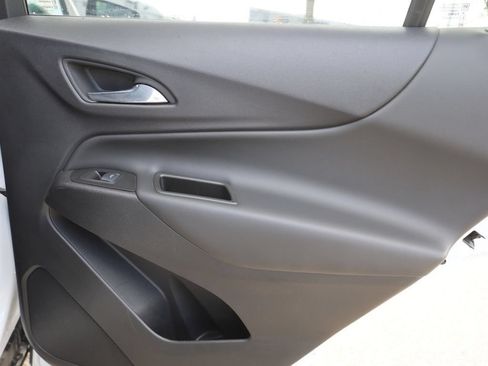 Used 2024 Chevrolet Equinox LT AWD/4WD image 19