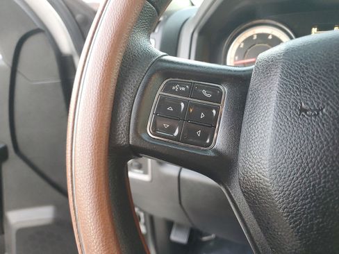 Used 2017 RAM 1500 Express w/ Express Value Package image 29