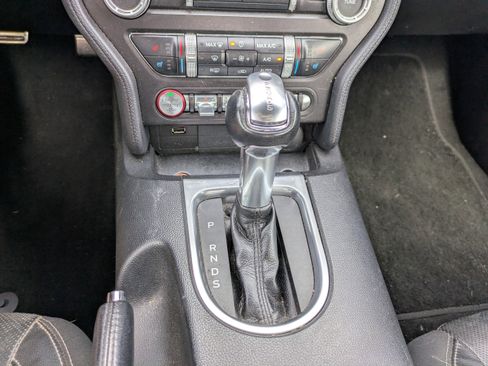 Used 2019 Ford Mustang Premium RWD image 24