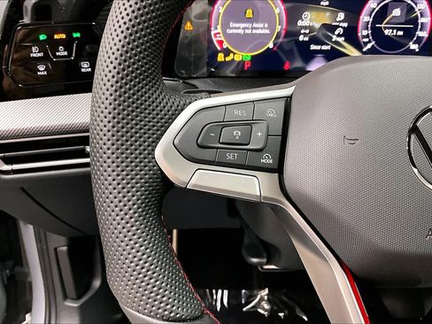 New 2026 Volkswagen GTI SE image 10