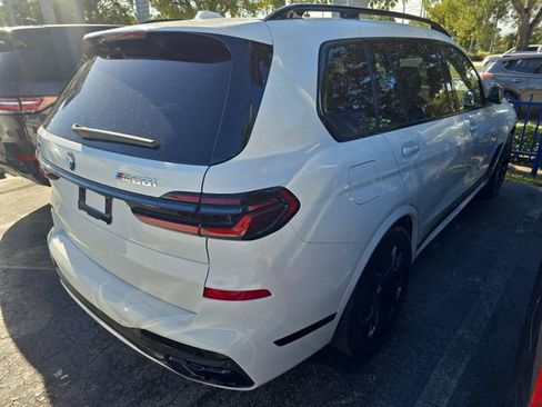 Used 2025 BMW X7 M60i w/ M Sport Professional Package AWD/4WD image 4