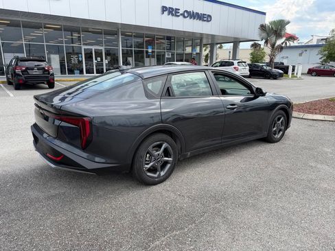 Used 2025 Kia K4 FWD image 3