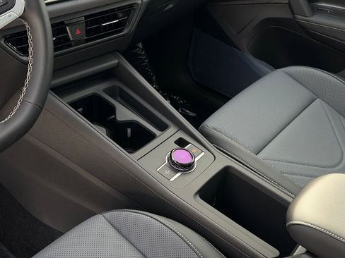 New 2026 Volkswagen Tiguan SE image 24