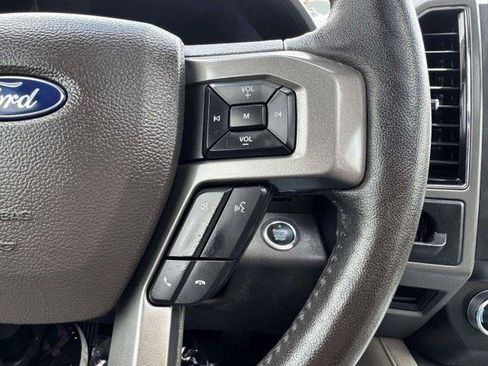 Used 2021 Ford Expedition XLT RWD image 25