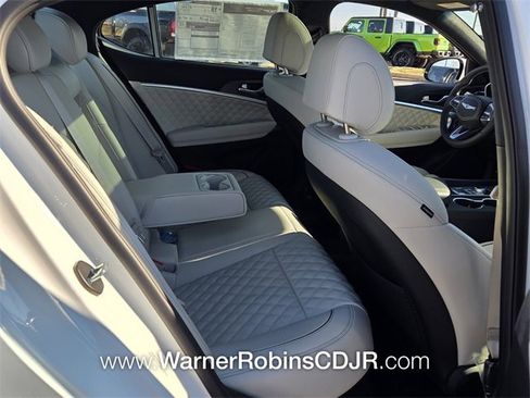 Used 2025 Genesis G70 3.3T Advanced w/ Sport Prestige Package image 17