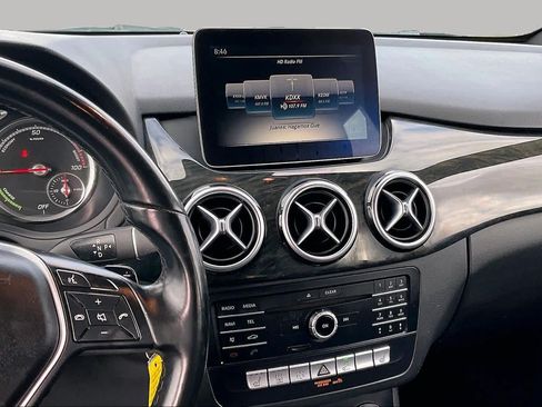 Used 2017 Mercedes-Benz B 250e image 6