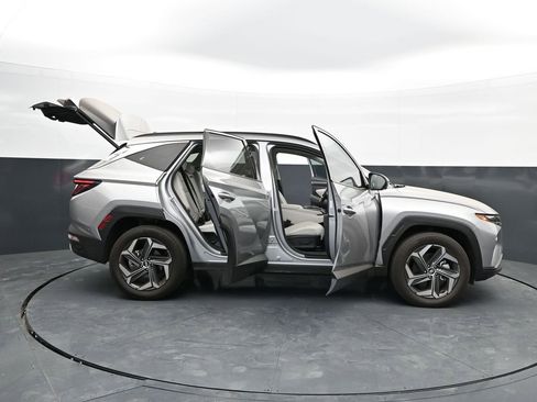 Used 2023 Hyundai Tucson Limited AWD/4WD image 43
