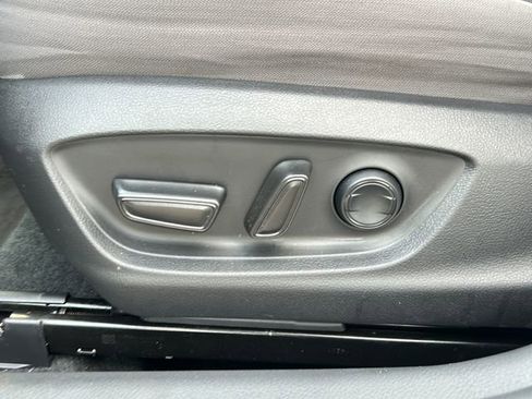Used 2022 Toyota Camry LE FWD image 21