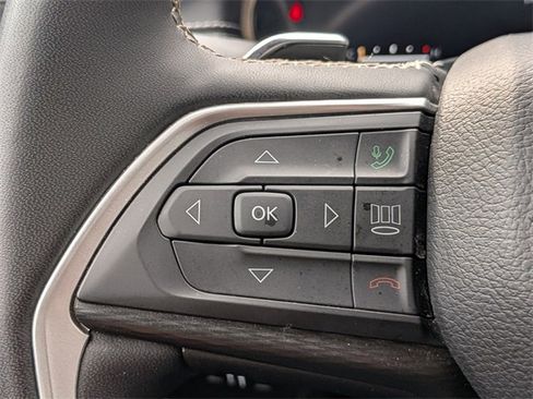 Certified 2023 Jeep Grand Cherokee Altitude image 24