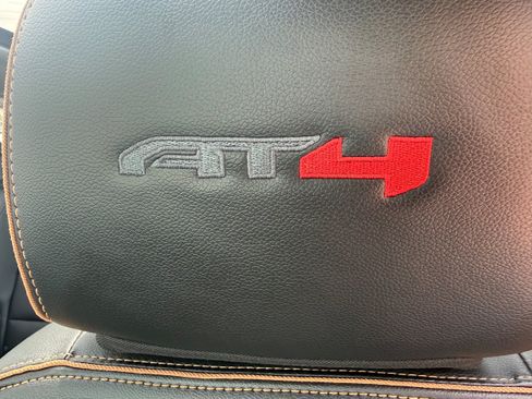 Used 2024 GMC Terrain AT4 w/ Tech Package AWD/4WD image 5