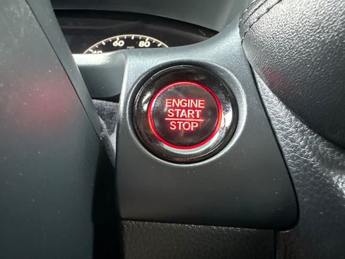 Used 2023 Honda HR-V LX image 22