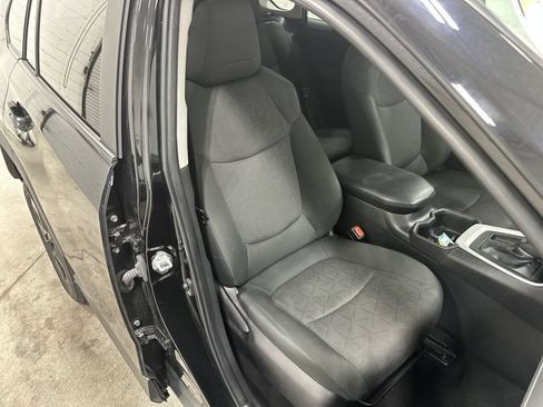 Used 2023 Toyota RAV4 XLE FWD image 18