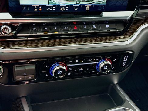New 2026 GMC Sierra 1500 Elevation AWD/4WD image 10