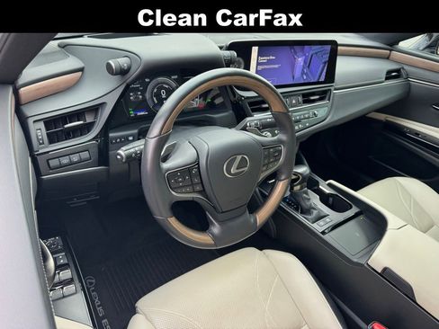 Certified 2023 Lexus ES 300h Ultra Luxury image 3