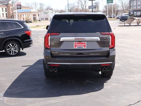 Used 2021 GMC Yukon Denali w/ Denali Premium Package image 6