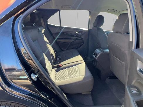 Used 2021 Chevrolet Equinox LT image 12