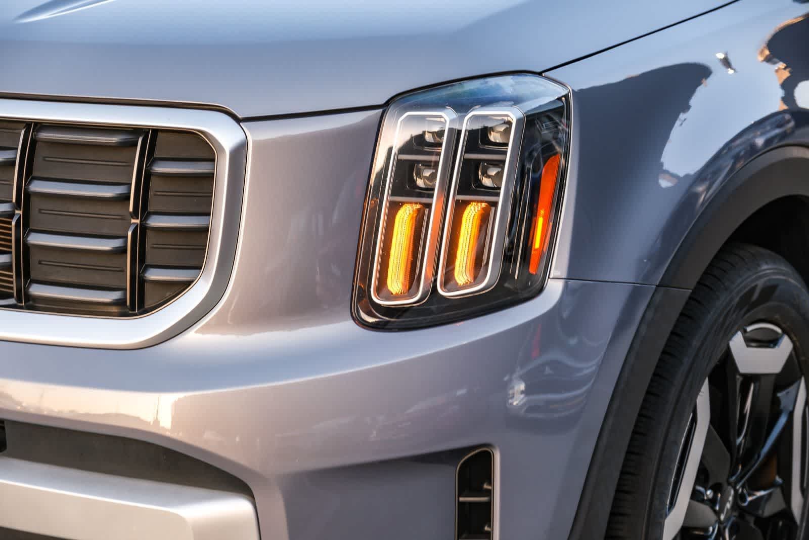 Used 2024 Kia Telluride S FWD image 12