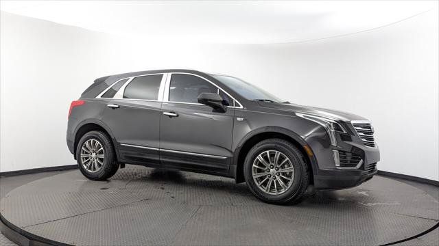 Used 2017 Cadillac XT5 Luxury w/ Driver Awareness Package FWD image 9